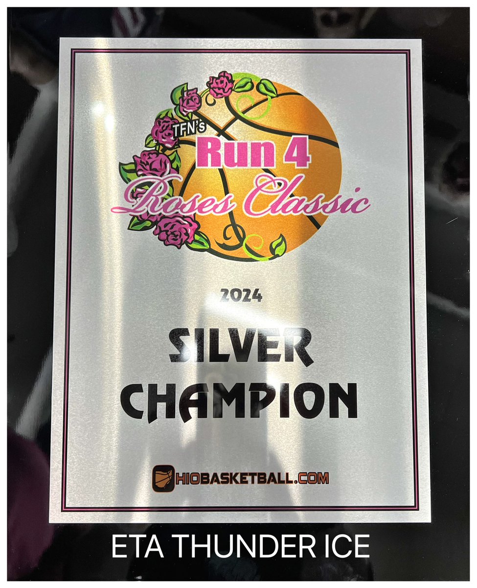 Shout out to this team of girls who just played as hard and as tough as they could with 6 girls and 1 was an 8th grader!!! And only 2 2025 kids!  In the 2025 division.  Won a silver championship at the Classic and then made the gold bracket in the championship.   Got offers and