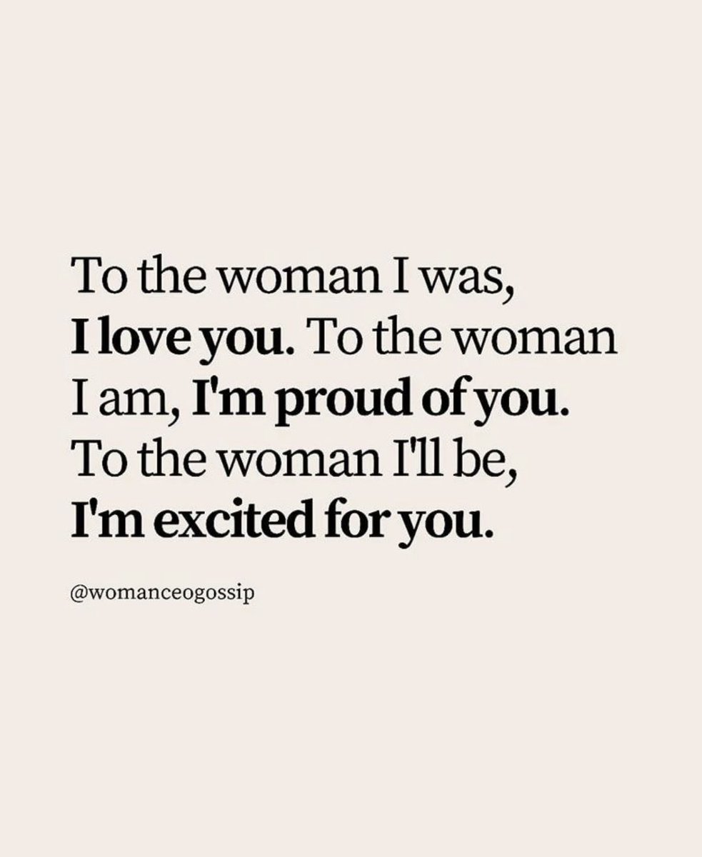 For months I’ve been contemplating cutting off my hair and today… I finally did it‼️

Twitter Fam, what do y’all think?