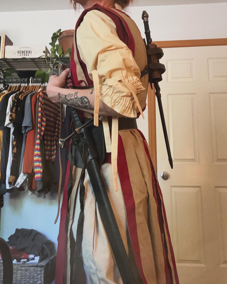 Rachel “Apple Tater” Victor 📚✨ tweet media