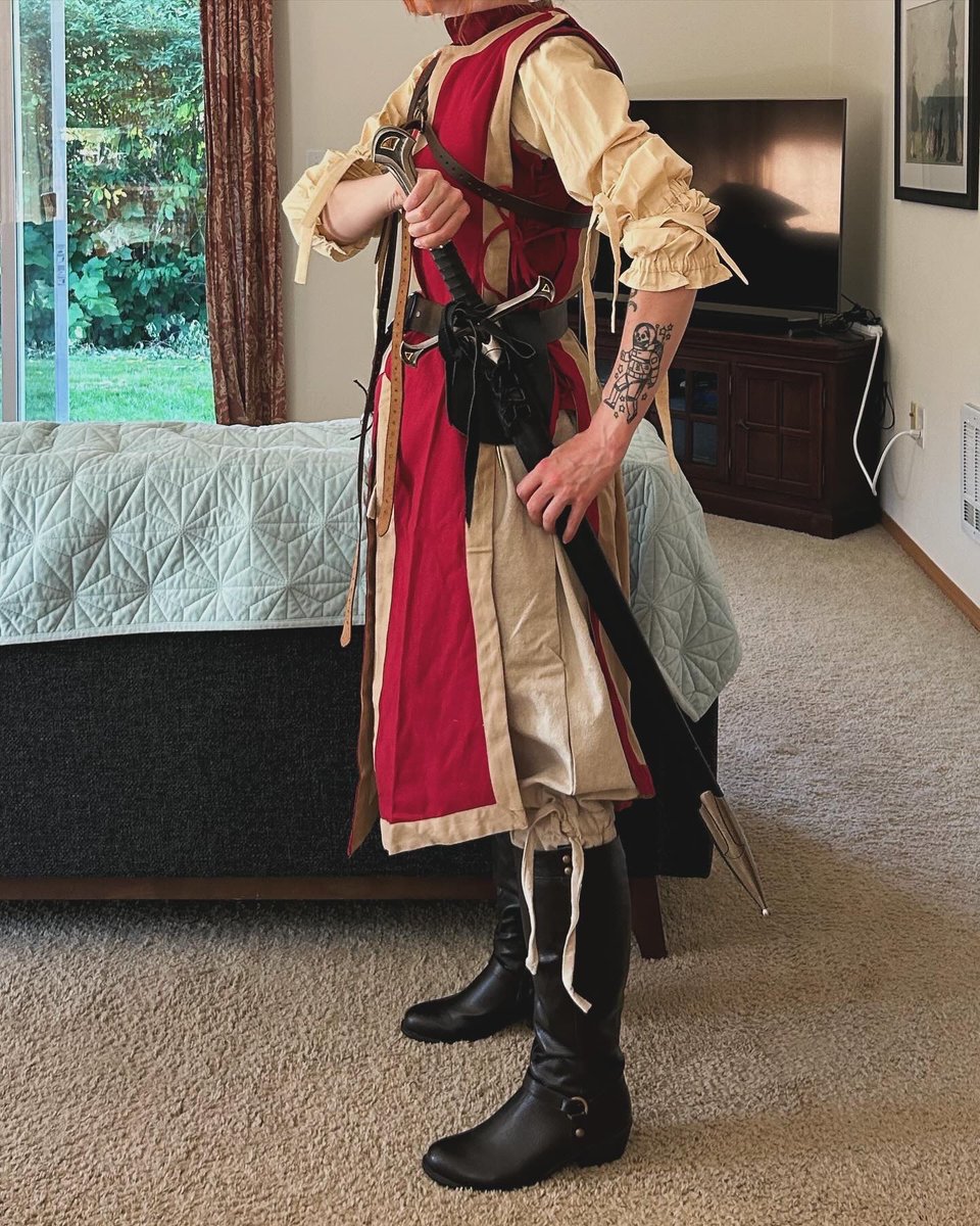 Rachel “Apple Tater” Victor 📚✨ tweet media