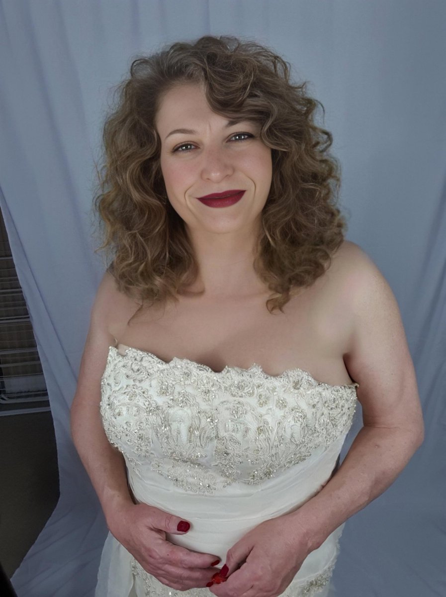 JayDax12's tweet photo. I do love wearing this wedding dress, who knows maybe one day!đ
#transbride #weddingdress #crossdress #male2female
#bridetobe #cd #boyswillbegirls #feminization #jacquelinedax #mtftransgender #bridal #transbridecrossdressermodel https://t.co/BRMe24RnyN