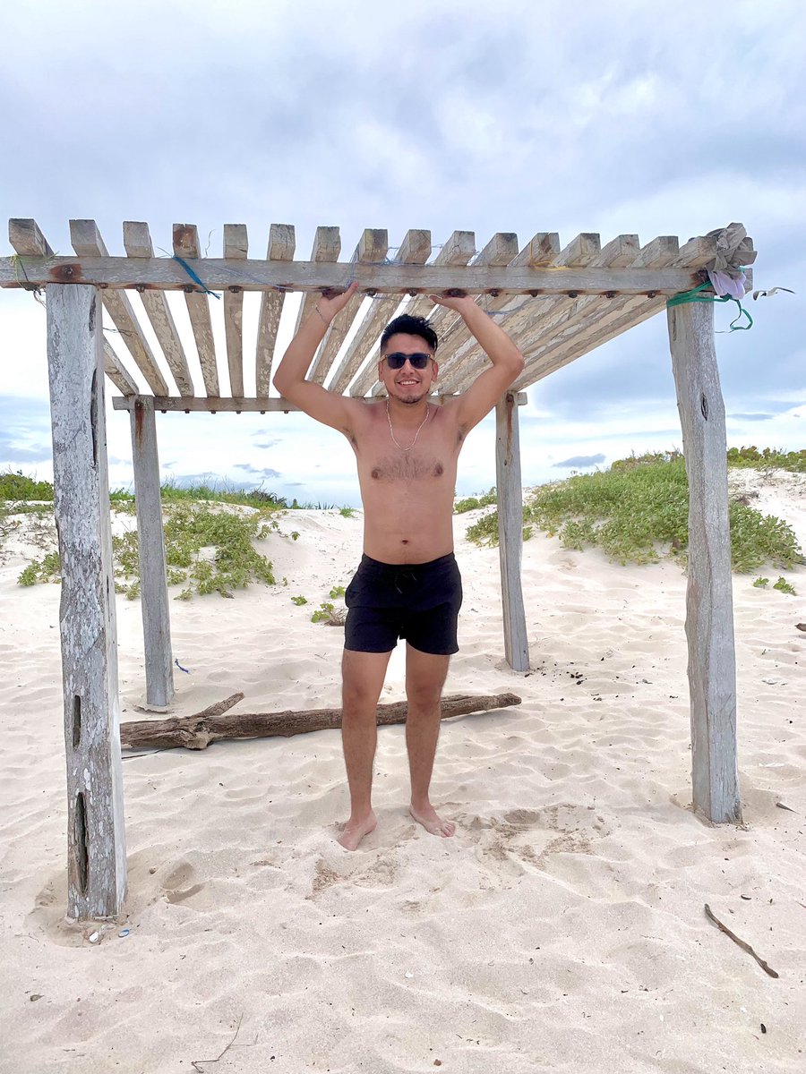 noelazaceja's tweet photo. Qué rico el aire y viento aquí.

#Merida #Yucatán #cancuncito #vacaciones #vacationmode #playa #beach https://t.co/ev6XeL1rxA