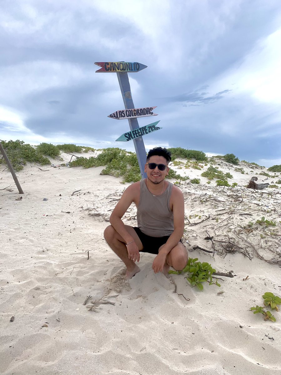 noelazaceja's tweet photo. Unos días atrás, en un buen y merecido descanso.
#Merida #Yucatán #cancuncito #vacaciones #vacationmode #playa #beach https://t.co/x0lGZlNKew