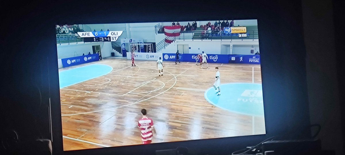 marcaballero82's tweet photo. En cosas que solo la APF puede lograr, Afemec clasificó a la final del torneo de primera de Futsal FIFA tras eliminar dos veces a Olimpia en semifinales. La APF no se cansa de hacer papelones y mamarrachos. Impresentables. Lo de Afemec es un ejemplo de dignidad deportiva. https://t.co/XN7hoxHW0W