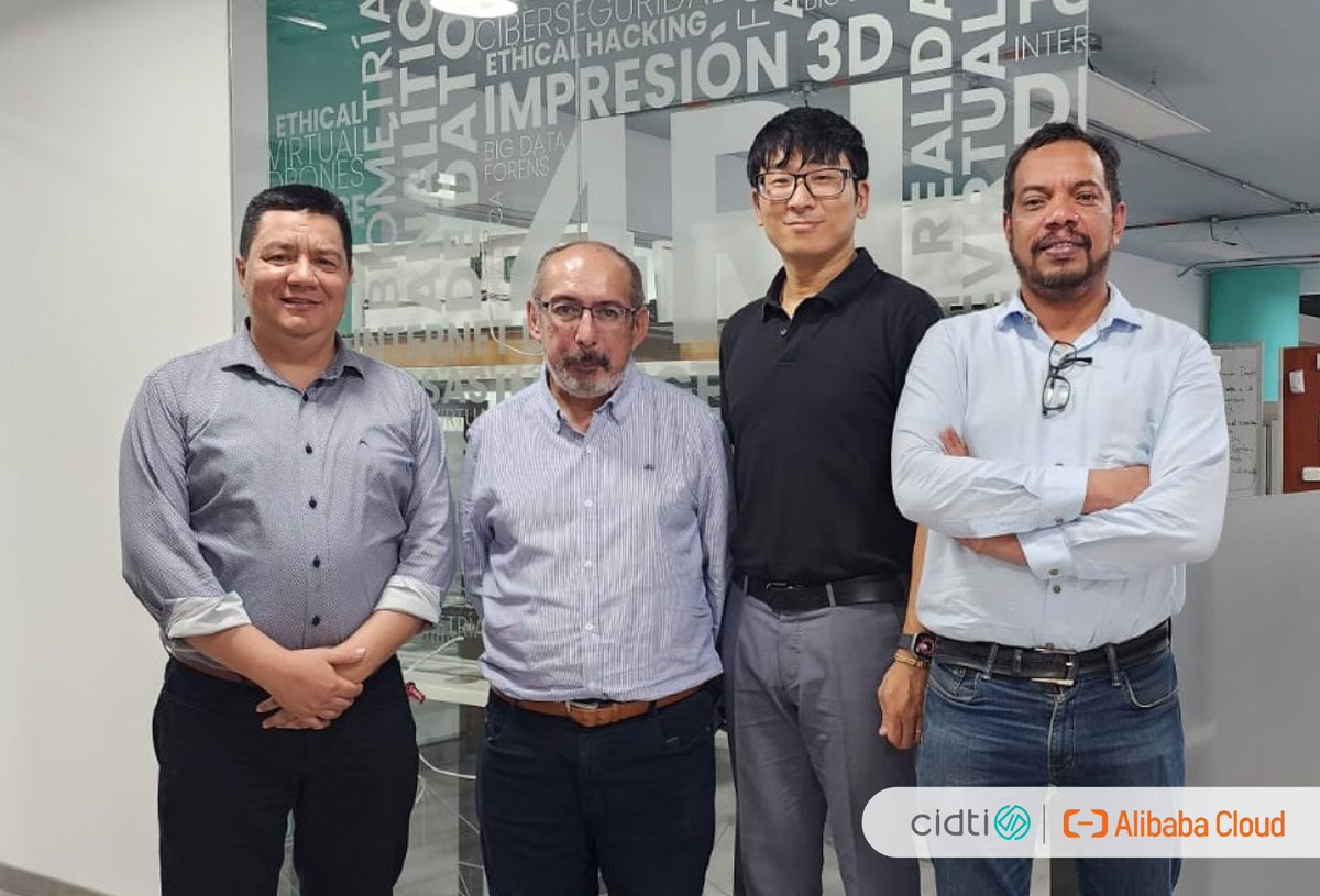 cidti40's tweet photo. 🚀 Día clave para la innovación en nuestra región 🚀 Hoy, #Cidti40 recibió a @alibaba_cloud con Yuan Gao | Gerente para las Américas, Pedro Godoy de Five Strategy y Mauricio Herrán de #Soft180 para fomentar alianzas estratégicas y fortalecer la industria 4.0 en la región🌟 https://t.co/8jO3X7PYND
