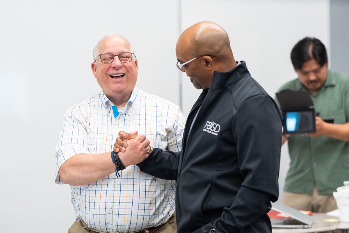 Dr. Marc Smith tweet media