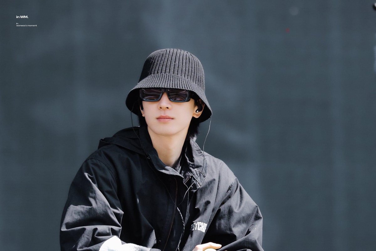 Jeonwoney's tweet photo. Happy Birthday, My Love and Ball of Sunshine, Jeon Wonwoo 🎂🥺💕❤️ I love you and I’ll always support every journey you take. Again, after so many years, Thank you for saving my life.

#everyWONWOOday 
#WONWOO 
#SEVENTEEN_WONWOO https://t.co/Ne5PHV40Ts
