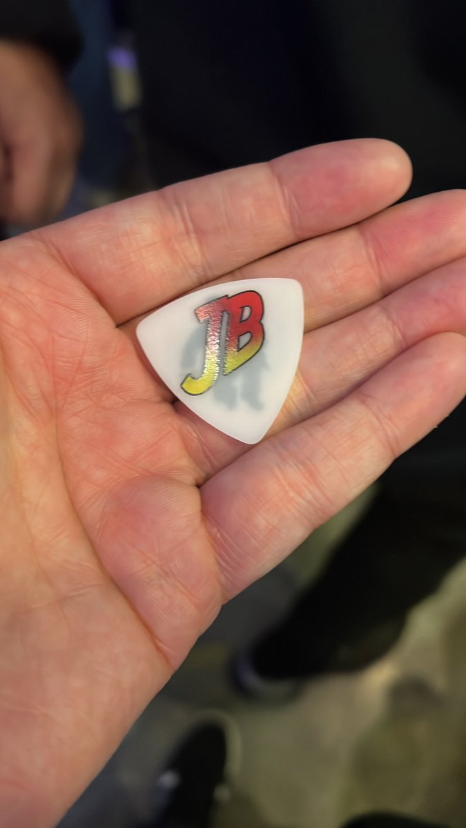 Fraser_Morby's tweet photo. @alex_anders Yeah bro, was such a fun show as well. Which is why I’m gutted people won’t get to see it. Officially have a relic of the band now 😔 https://t.co/JgvBGRrgJO