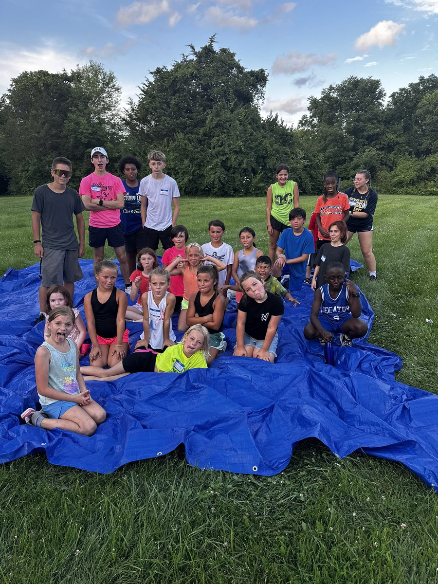 Jr. Hawks Running tweet media