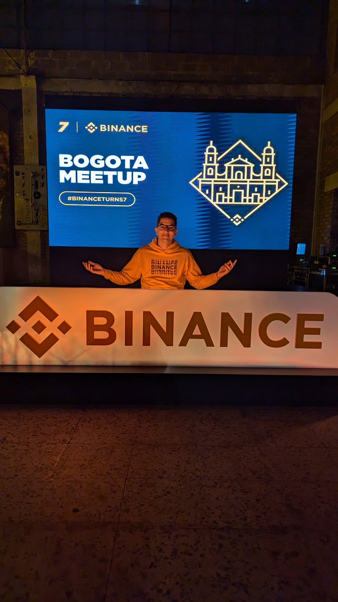 Noel_Saavedra24's tweet photo. La pasamos increíble en la celebración del #BinanceTurns7 en Bogotá, siempre es un placer compartir con toda la comunidad y el resto de los angeles 🔶

#Binance @binance @BinanceAngels #KeepBuild7ng https://t.co/I3Kb7qRl2p