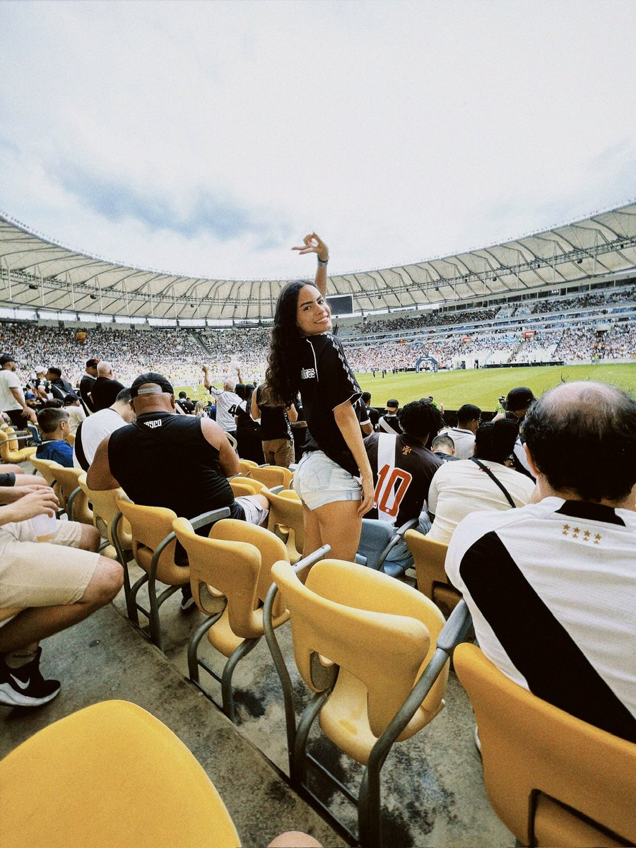 Dani ✠ tweet media