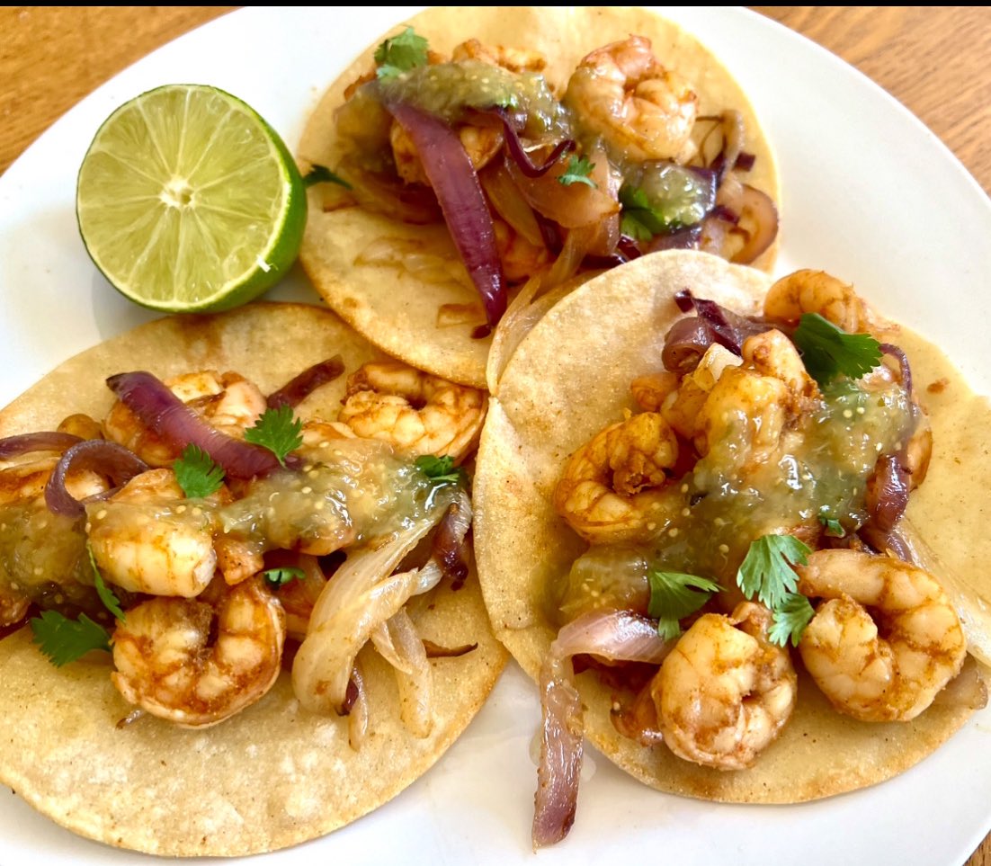 KitchenTae's tweet image. Shrimp tacos 🌮 happy taco Tuesday