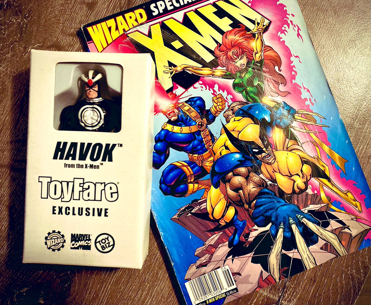 solocommission's tweet image. Remember in the 90’s when you had to send money in the mail for a toy, then you had to wait patiently and hope you got it?

Twenty-six years after it was released, I finally got a #WizardMagazine #Toybiz Exclusive #Havok #XMEN figure!

Happy #ToybizTuesday 😁