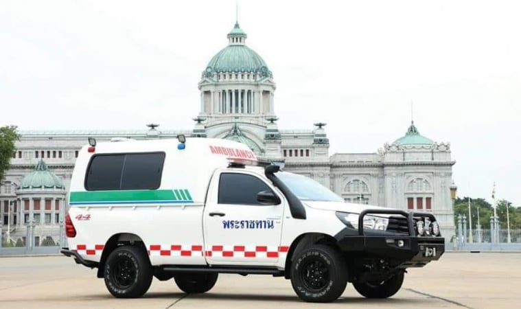 moomooont tweet media