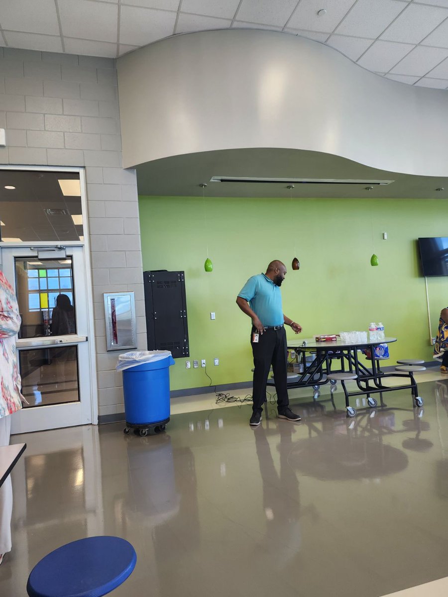 Simms Elementary Panthers tweet media