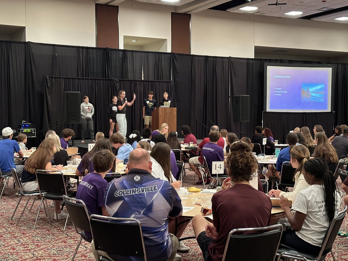 Day 2 with student-athlete leaders from MO and IL was fantastic. We talked about the skills it takes to regulate in high-stress moments, get back to a peak performance zone, and choose RESPONSES that align with our goals and values. Let’s go 👏 👏