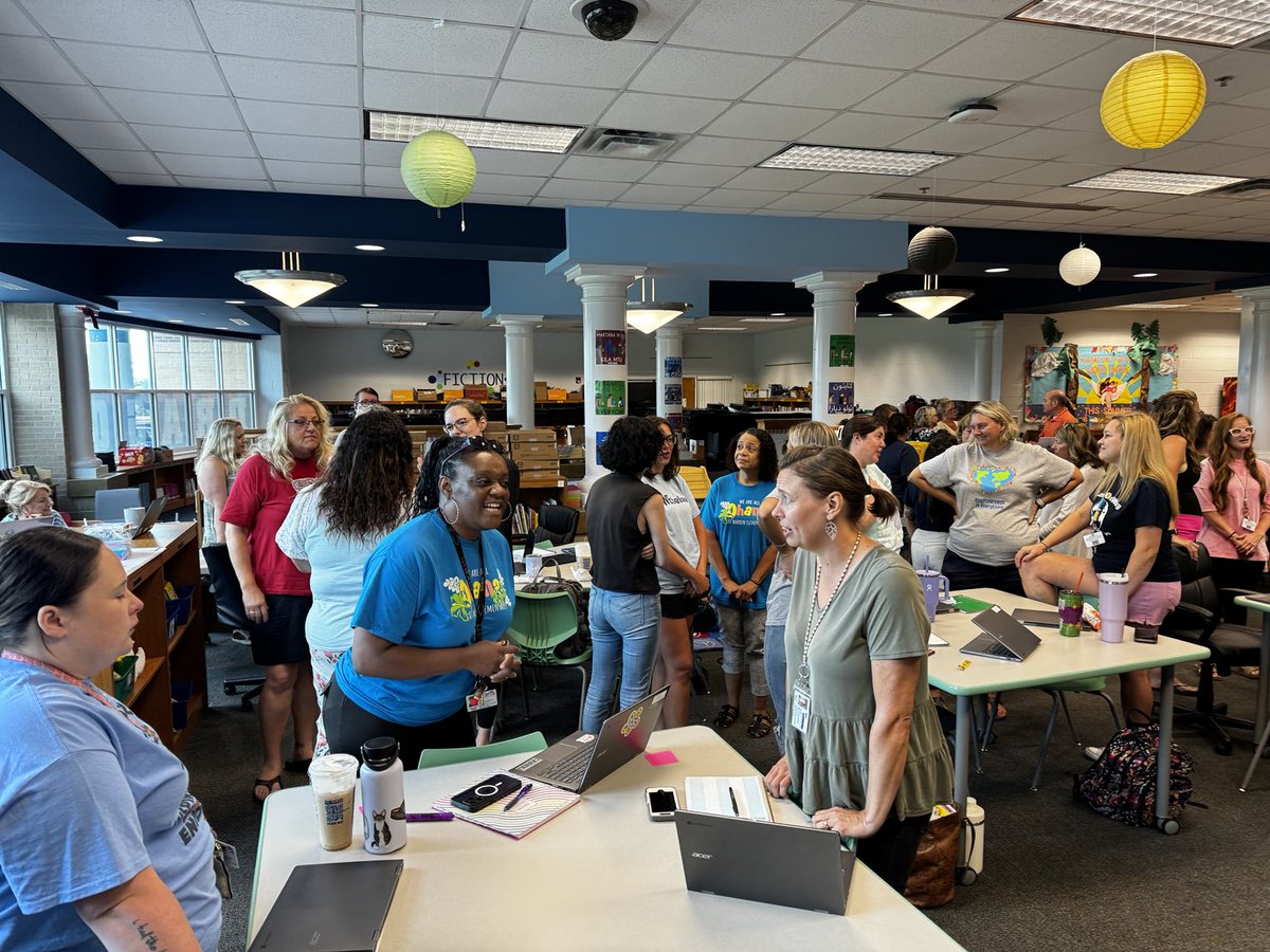 Anna Clardy tweet media