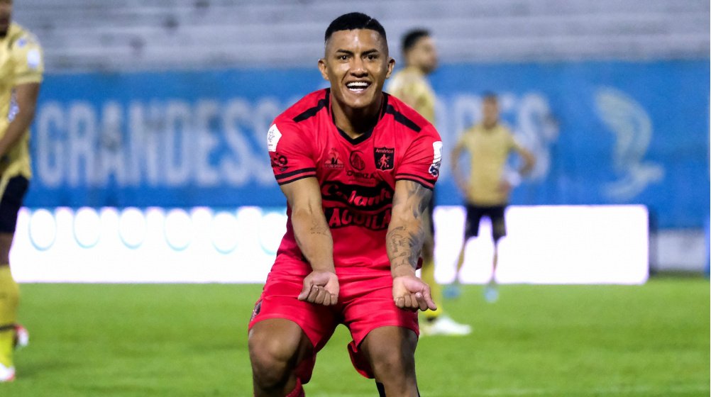 Estos dos por esa banda son unos diablos 👹 

Darán alegrías