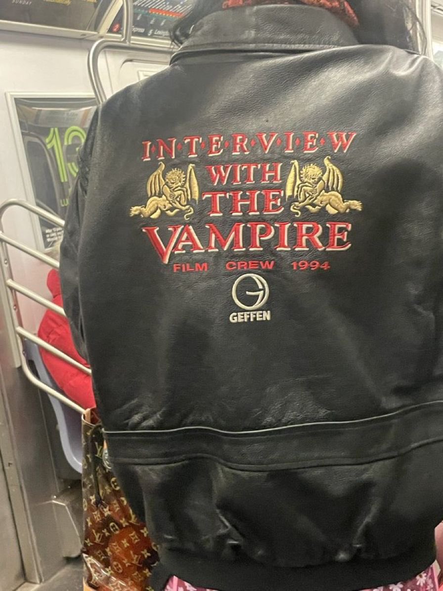lestatdaughter's tweet photo. the things i would do to have this jacket—— https://t.co/cIgDGVSUAL