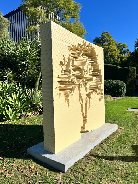 EucalyptAus's tweet photo. Congratulations Kylie Stillman, whose sculpture, 'Eucalypt'* was recently acquired by @AGSA_Adelaide and is now permanently installed in the gardens of Government House, ADL!

*Proudly Commissioned by Eucalypt Australia, @LaTrobe_AI &amp; @StateFestival.
https://t.co/lHHaurixT6 https://t.co/jIitWokyTB