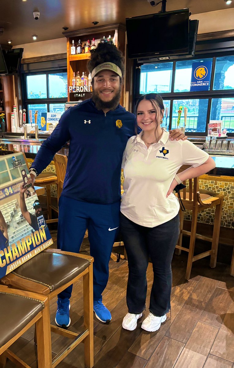 My classmate and now olympian! Show out for Commerce Joe!! 🦁💛💙 Go USA Track &amp; Field!!! <a href="/JudgeJoe_Brown/">Joe Brown</a>