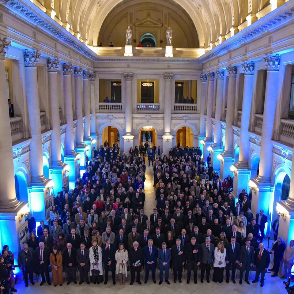 Julián M. López tweet media