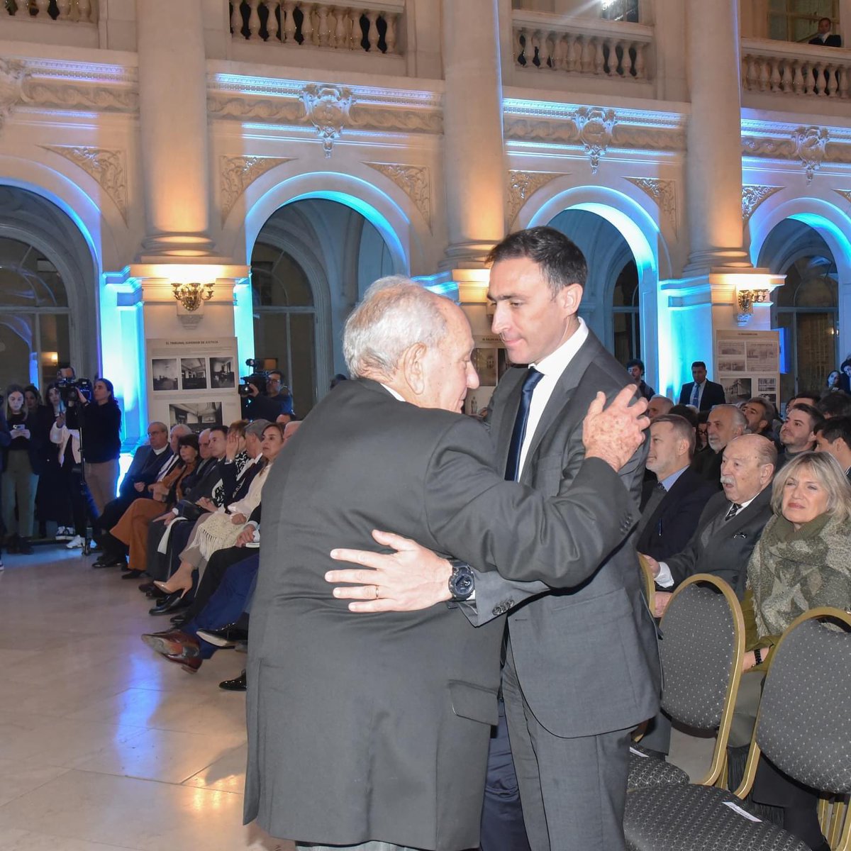 Julián M. López tweet media