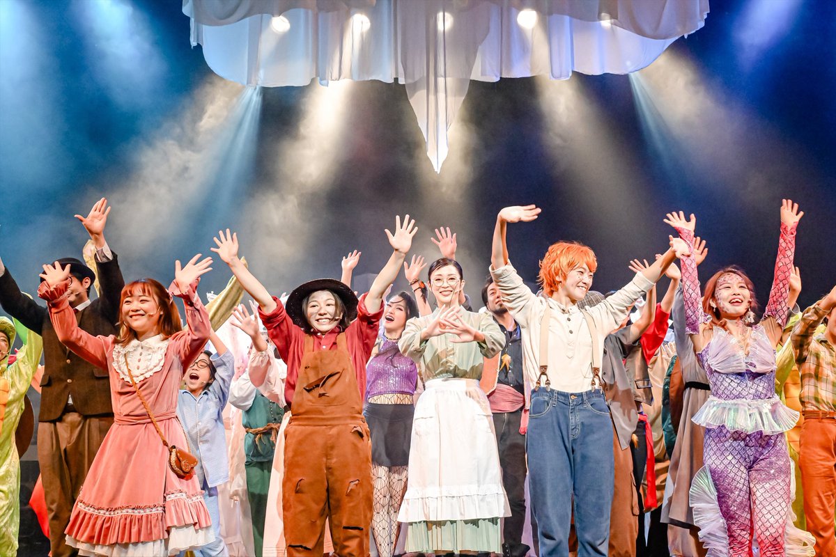 #トムソーヤ2 ゲネプロ写真公開ラストです✨
カーテンコール・ラストシーンの写真を公開♬生の舞台も良いですが、映像だと1人1人の表情や作りこんだ所作が観れるのが楽しいですね😘
配信観たよのご感想もぜひお待ちしております❣

🌟配信＆DVD予約はこちら
dysmicenter.official.ec