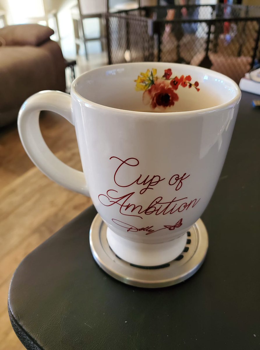marylnc's tweet photo. I'm hoping @kroger can help me! My most favorite coffee mug has shattered and I can't find another one just like anywhere! I'm desperate!! @DollyParton #CupOfAmbition https://t.co/ivliZhyJtT