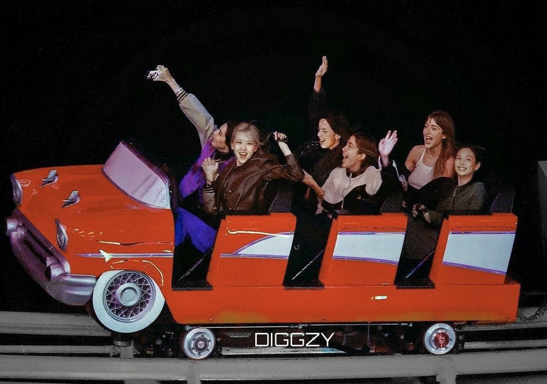 rsrosiess's tweet image. LA girlies 👩🏻‍❤️‍💋‍👩🏼