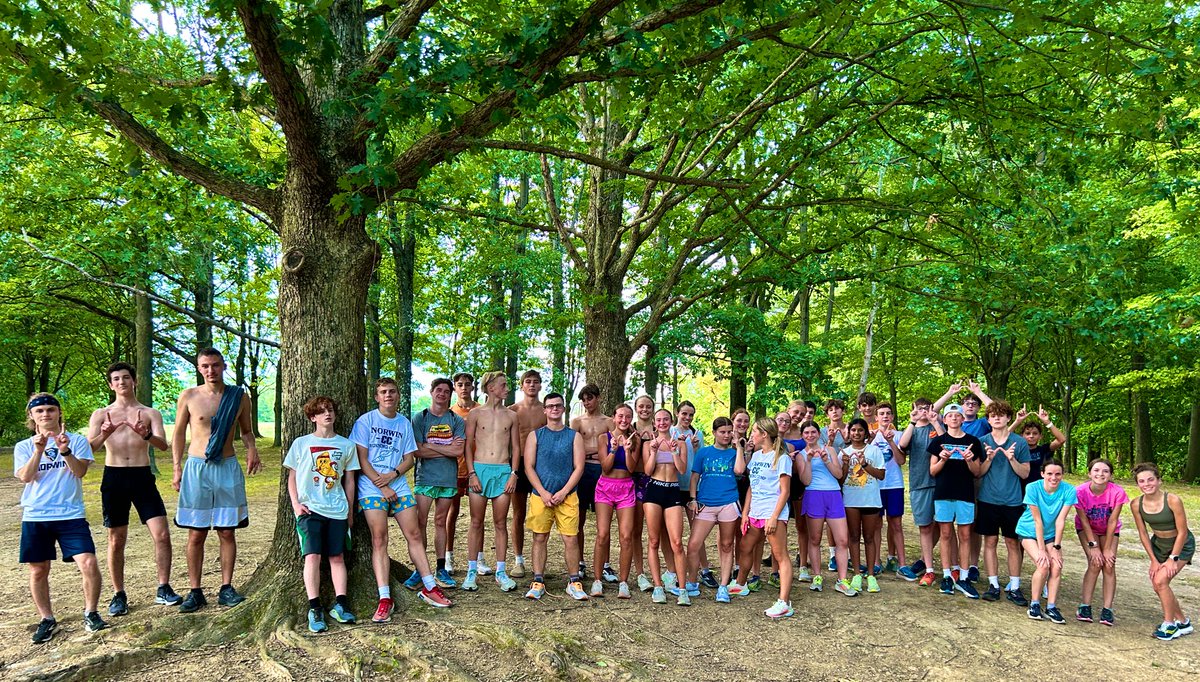 NorwinXC's tweet photo. Great training run tonight at White Oak Park on hot hazy evening. Lots of runners, hills, trails, and sweat. Less than a month until the real show begins! https://t.co/ayfrfYHiNK