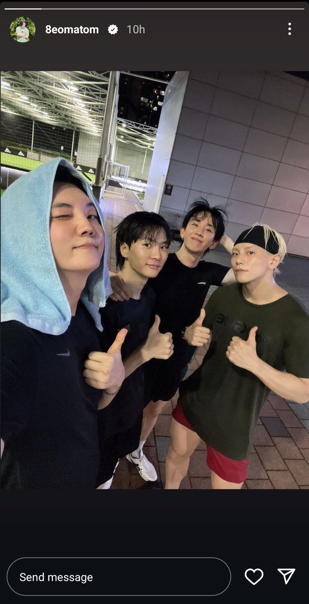 GeeIsmyworld's tweet photo. I just know Xero and Hojoon were dying the whole time https://t.co/Y8R0u4MDuv