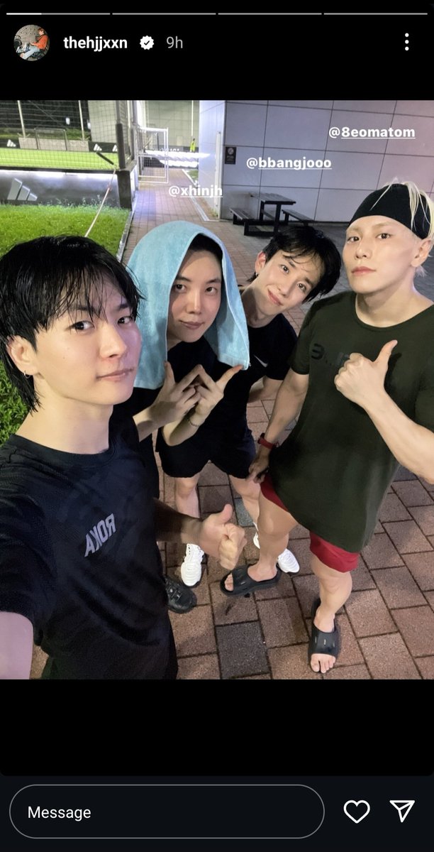 GeeIsmyworld's tweet photo. I just know Xero and Hojoon were dying the whole time https://t.co/Y8R0u4MDuv