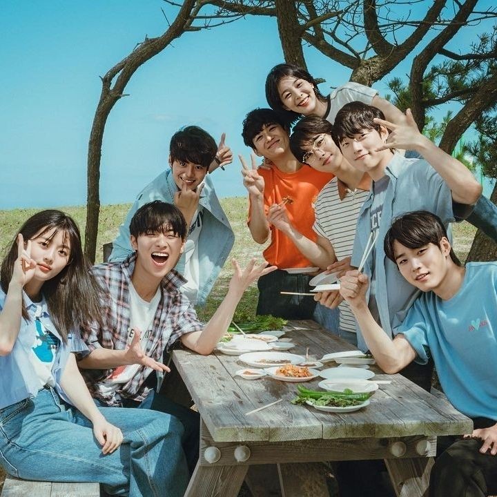 multpwralt's tweet photo. 📺: Twilight Watermelon 
★★★★★ ♡

"Você não aproveita a música apenas com os ouvidos. A música faz você sentir com os olhos, com a mente e com o coração." https://t.co/YbgaVoQsgu