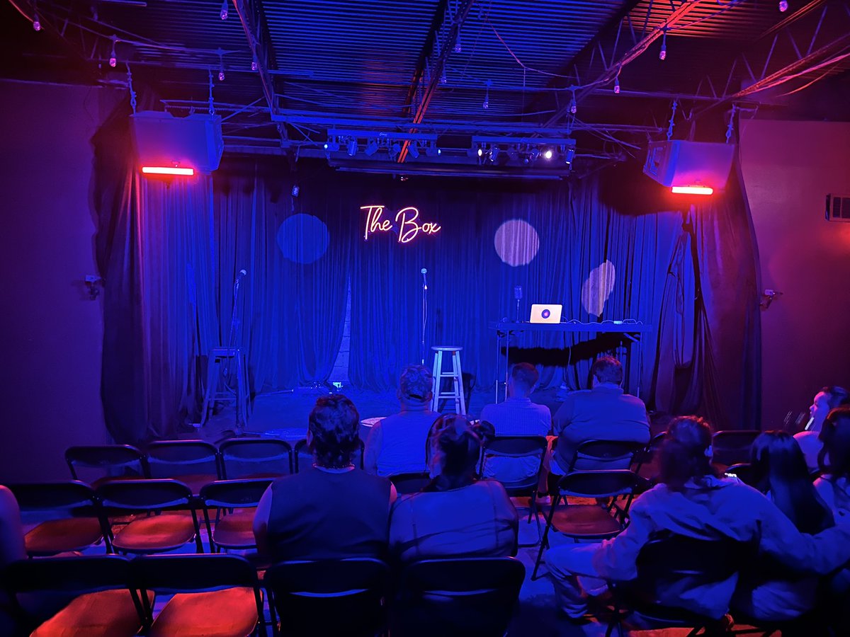 A Tour of Houston's Late-Night Comedy Scene

persianalien.com/blog/tour-of-h…