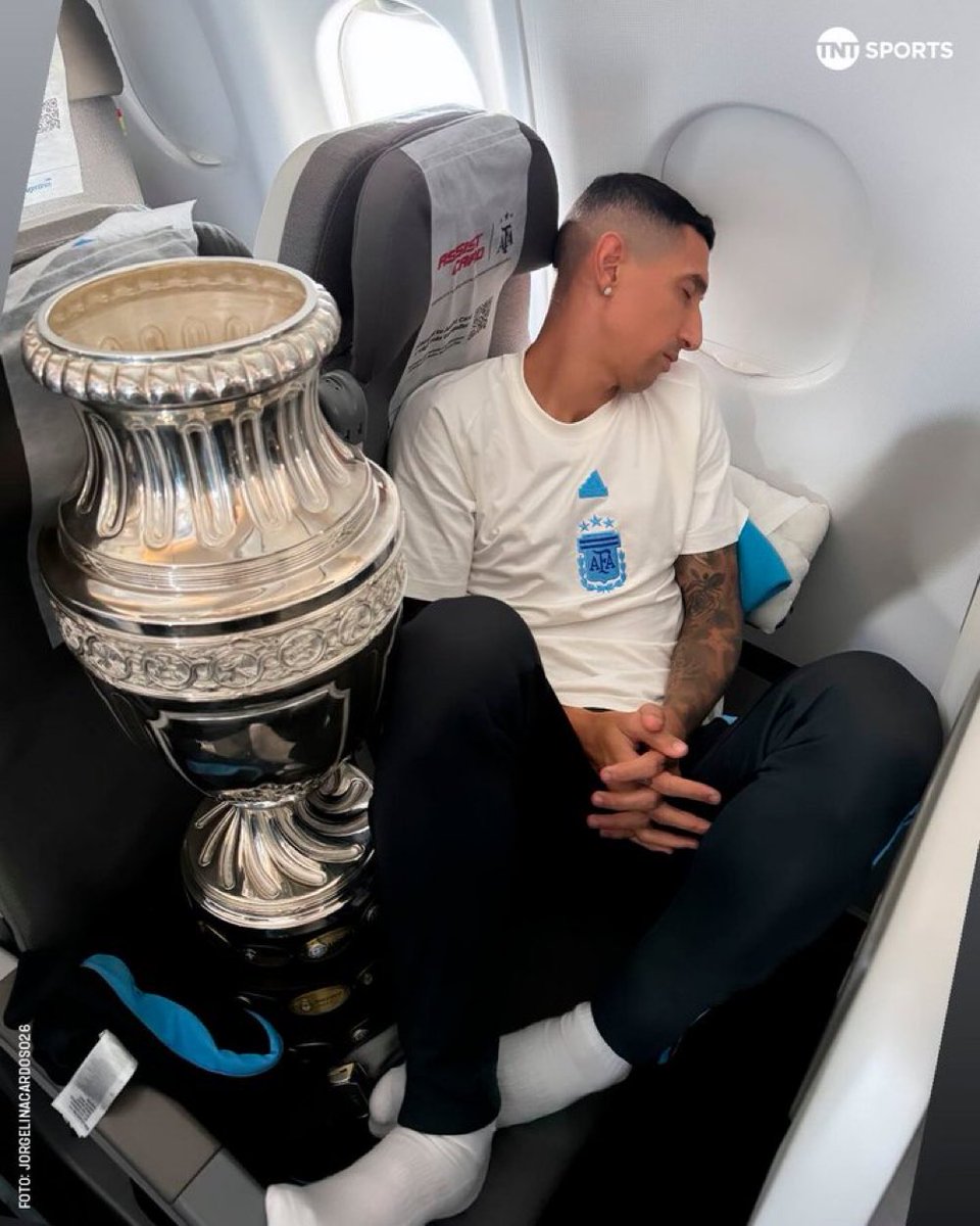 Out of Context Scaloneta (@oocscaloneta_) on Twitter photo 