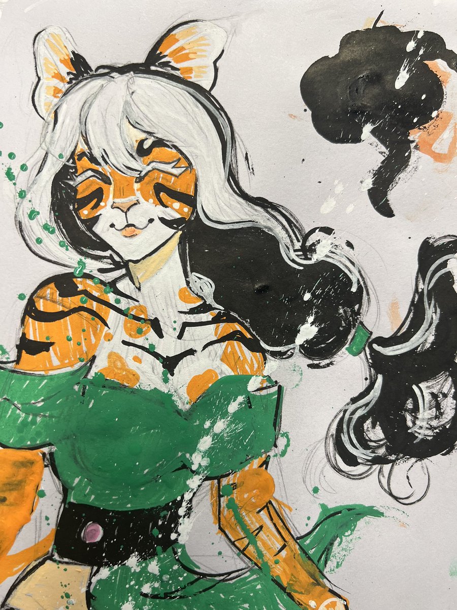 foxeatr's tweet photo. was using my paint pens in my sketchbook and they started leaking https://t.co/BfGL8n3dut