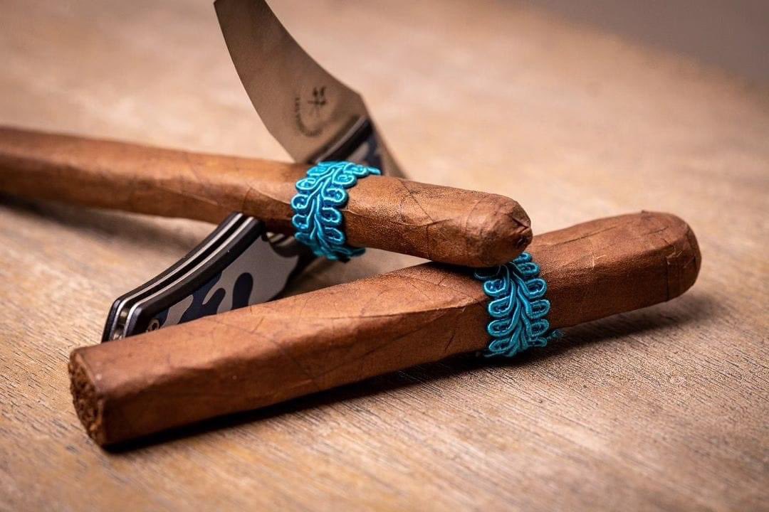 DefinitionCiga1's tweet image. Join us for First Friday at Industrial Cigar Co. on Aug 2nd, @ 7:00 PM. This month, we’re turning up the heat with the exclusive release of the ICC Cold Summer blend from Definition Cigars🔥
Enjoy cigar specials, and the chance to be chosen for the exclusive Blending Committee🤫