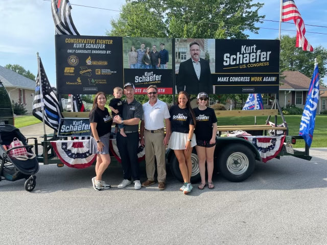 KurtUSchaefer's tweet photo. #TeamSchaefer all over the district today in parades to help kick off the Montgomery County and Crawford County fairs. 

A beautiful night in Missouri!

#MO03 #MakeCongressWorkAgain https://t.co/0IoQrgInLH