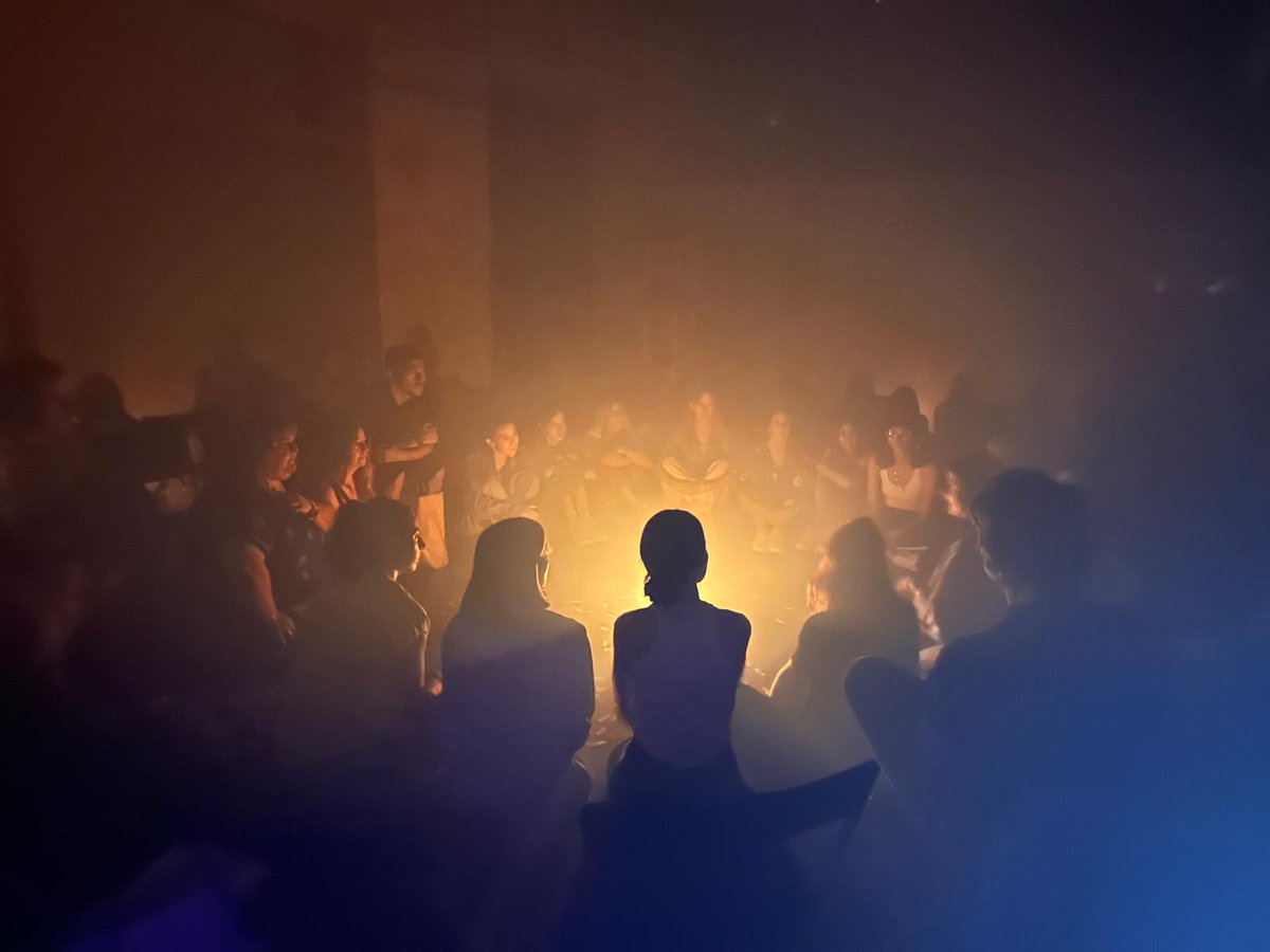 La Escritora de Ella Hickson. Ser joven mujer artista y feminista en la era del #SeAcabó.  En <a href="/TheatreFTPeople/">Theatre For The People</a> 22,23 y 24 de julio entrada gratuita reserva obligatoria en reservas@theatreforthepeople.com theatreforthepeople.com