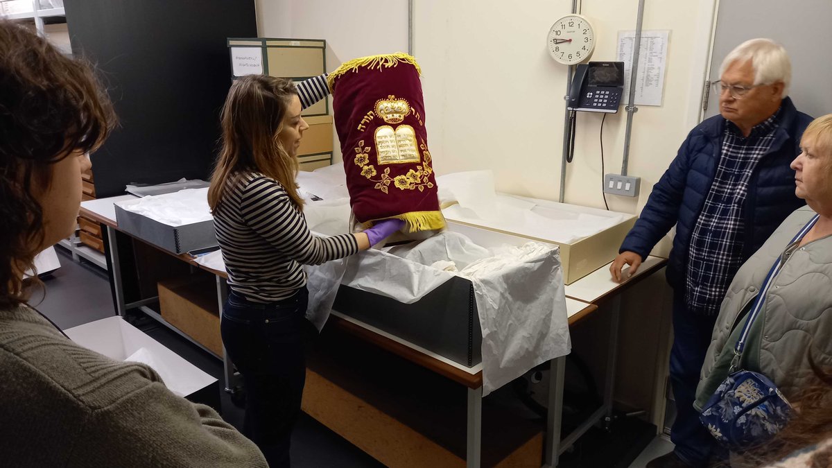 Many thanks to <a href="/CuratorElen/">Elen Phillips</a> for a fascinating behind-the-scenes tour of <a href="/StFagans_Museum/">Sain Ffagan | St Fagans</a> for some of our volunteers yesterday. Really excellent explanation of the range of the collection and the thinking behind it.