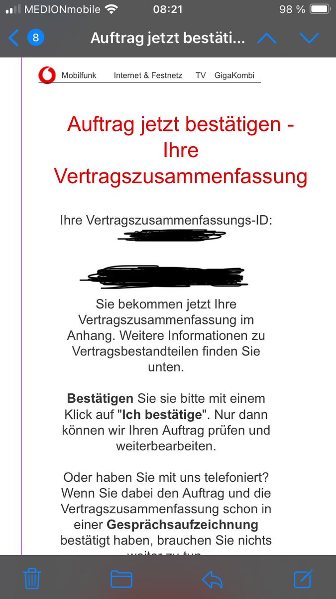 MBomcke's tweet photo. @vzbawue @vzbayern @vznrw Vodafone Internetvertrag 2 Jahre: Wie ist sowas eigentlich legal? Muss nicht bei Vertragsabschluss Online zumindest das Wort „kostenpflichtig" enthalten sein? Und warum steht oben Auftrag bestätigen u. nicht Vertrag abschließen? Irreführend @vodafone_de https://t.co/G4MaJ88ykF