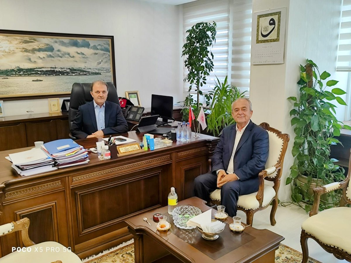 Çalışma ve Sosyal Güvenlik Bakan Yardımcısı Sayın Dr.Adnan Ertem kardeşimi makamında ziyaret ederek hasret giderdik. Kabullerinden  dolayı teşekkür ediyor, çalışmalarında başarılar diliyorum.