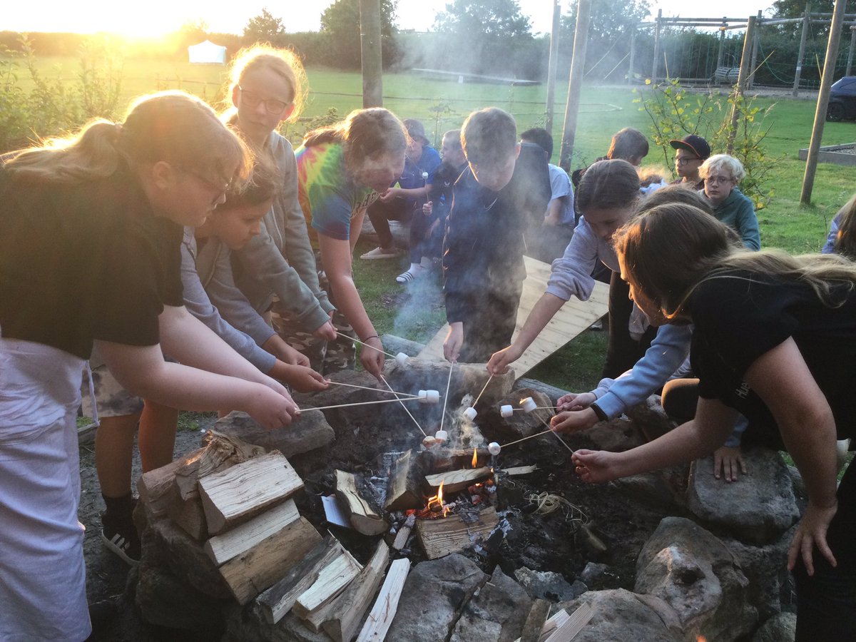 LyminsterEvents tweet media