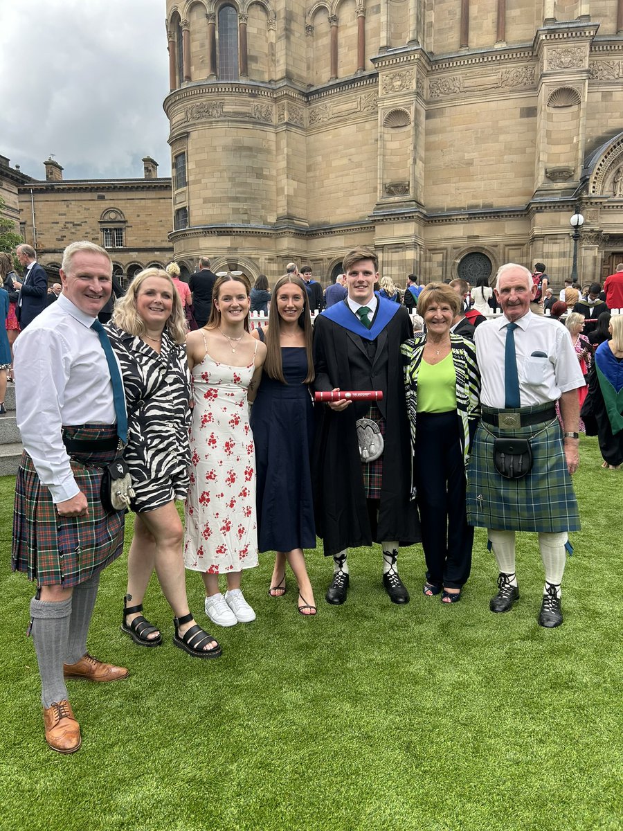 Mr Gallacher PE tweet media