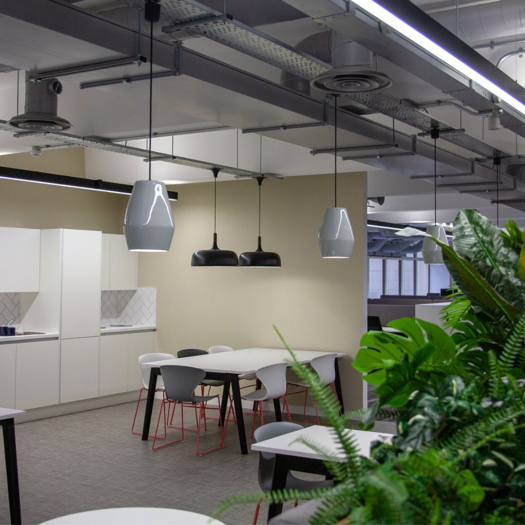 TootalBuildings's tweet photo. Experience the perfect workspace on the 5th floor at #TheTootalBuildings 🛋️

This fully fitted #ManchesterOffice offers everything you need for a seamless move to your dream #workspace. 

Want to upgrade your #Manchesterworkspace visit our website via the link in our bio 🔗 https://t.co/PFhJgzC5IT