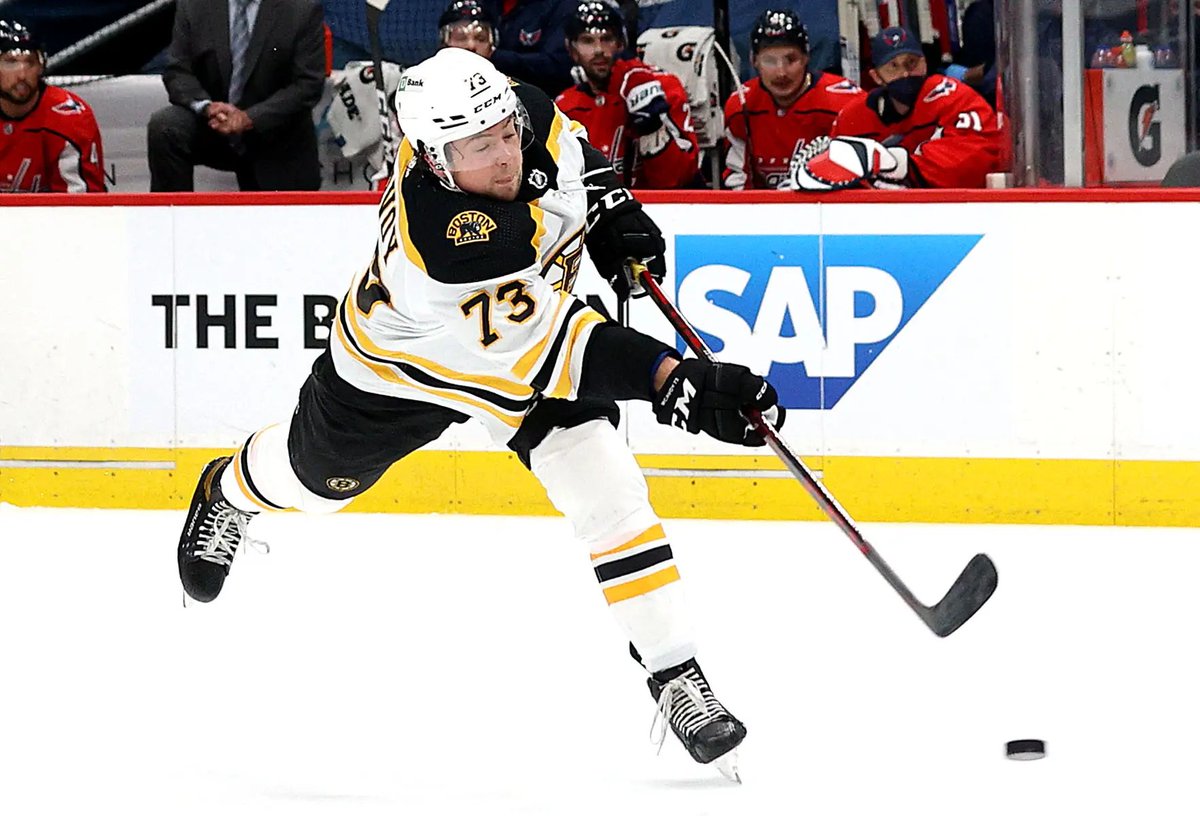PHLPirates's tweet photo. GM HARD AT WORK💪
We have made another signing to upgrade our defense.
SAY HELLO TO DEFENSEMAN CHARLIE MCAVOY! https://t.co/UBf1YSdhuO