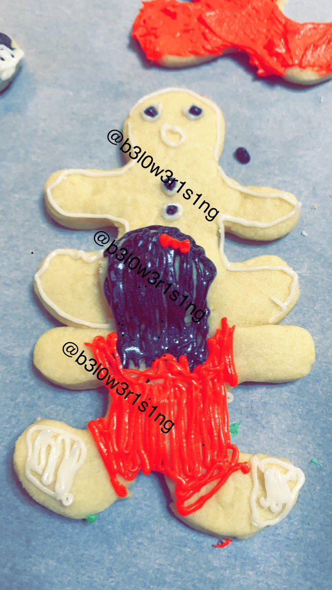 nativelayd's tweet photo. @messedupfoods I did a similar cookie lol https://t.co/334LqHlZPA