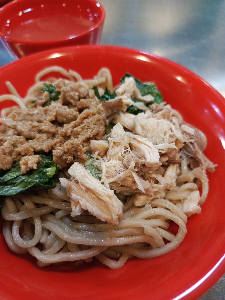 deanbtb's tweet photo. Welcome home, Jakarta!
Best place for 'Bakmie' https://t.co/7gRzaXeGWK