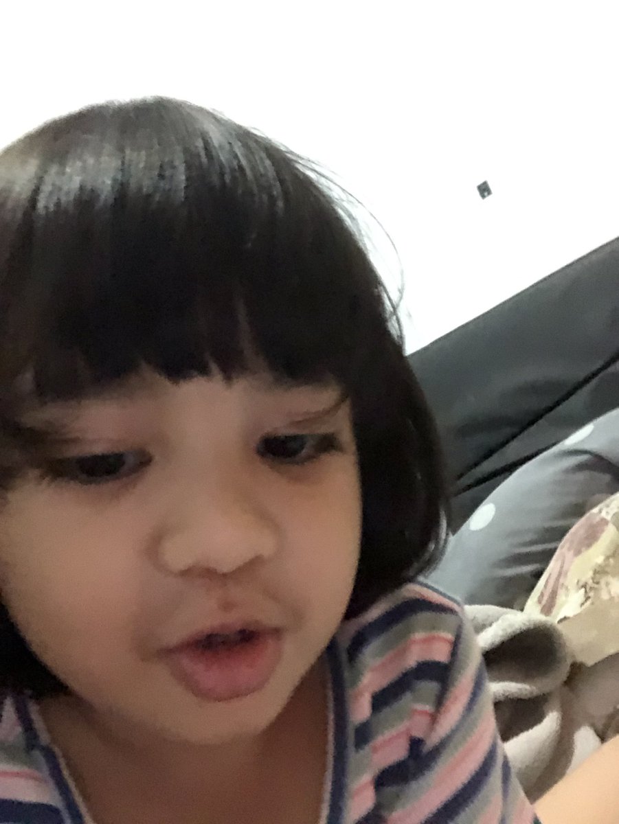 fathulrizky's tweet photo. Kakak selfie (1) https://t.co/W6NntSKElS